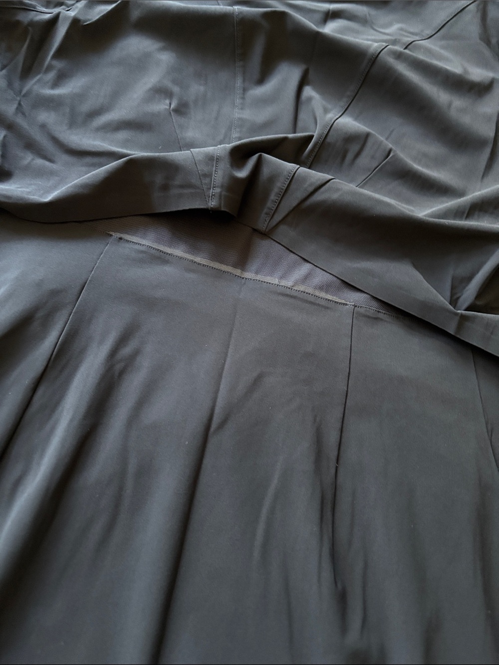 lululemon athletica Black Short-Sleeve Midi Dress - Picture 4 of 6